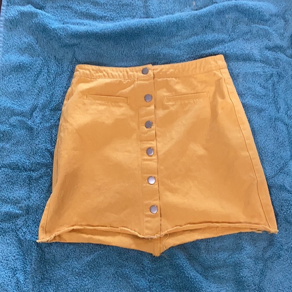 Charlotte Russe mini skirt size‎ m